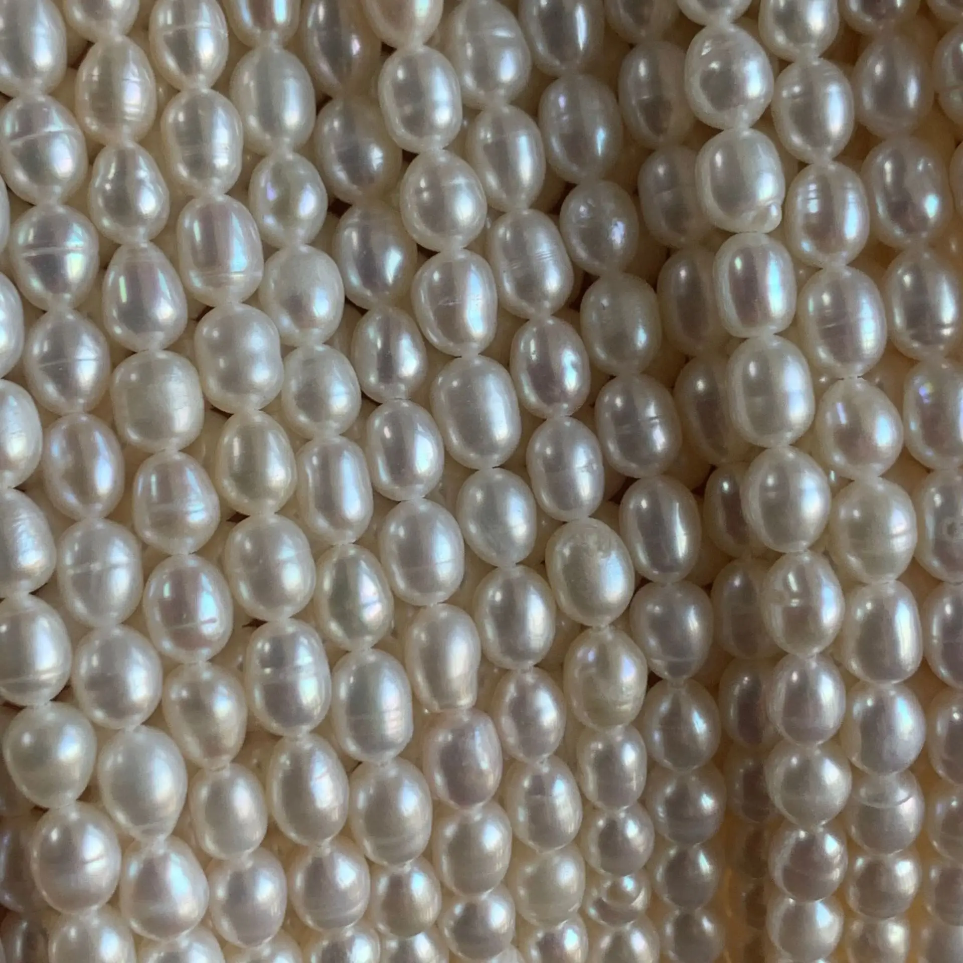 Natural Freshwater Pearls Light Thread 4-5mm Millet Beads — feature 4