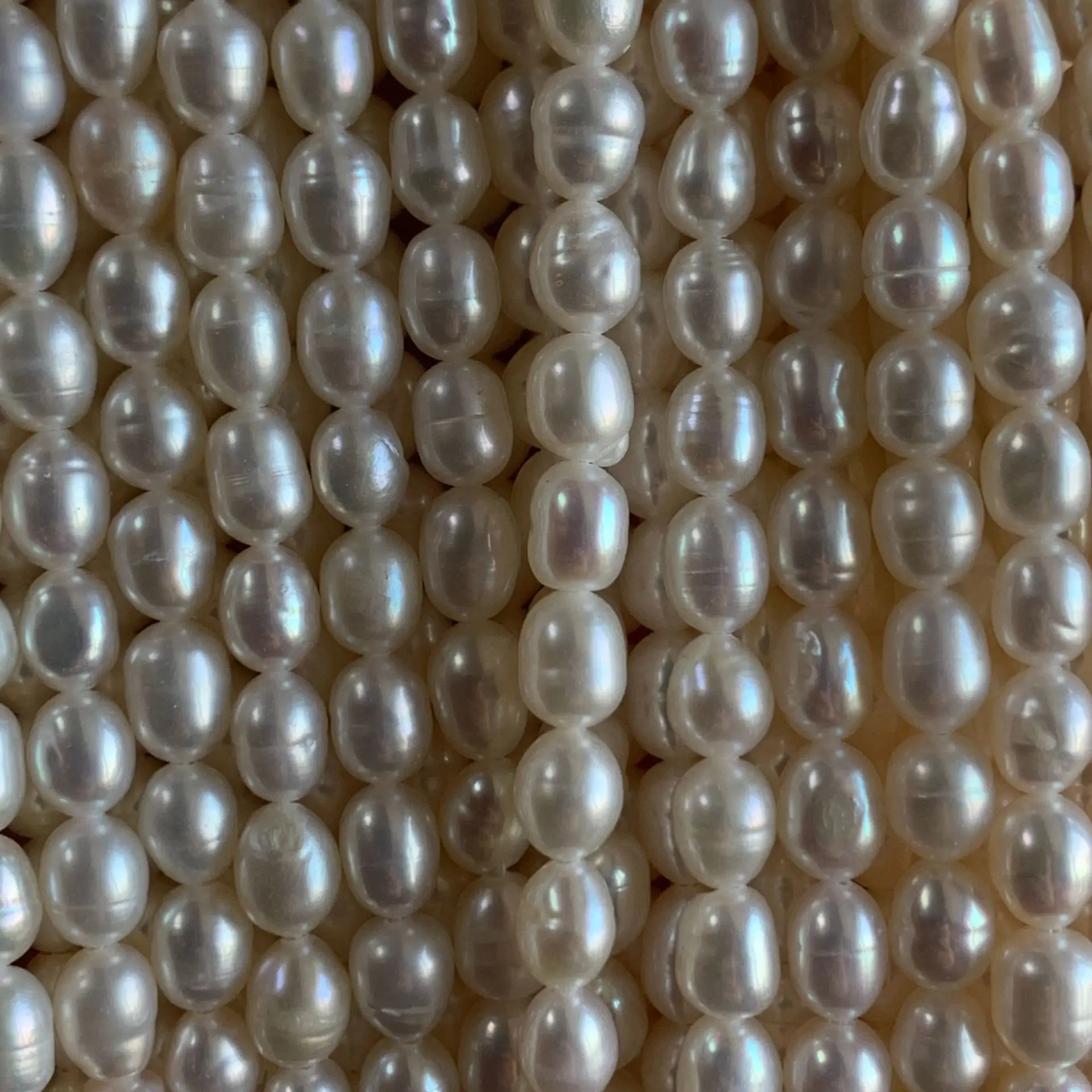 Natural Freshwater Pearls Light Thread 4-5mm Millet Beads — feature 5
