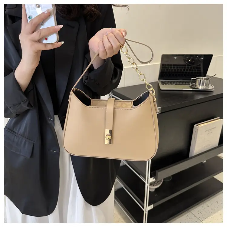 2026 Trendy Crossbody Bags for Women Underarm Accessory — feature 16