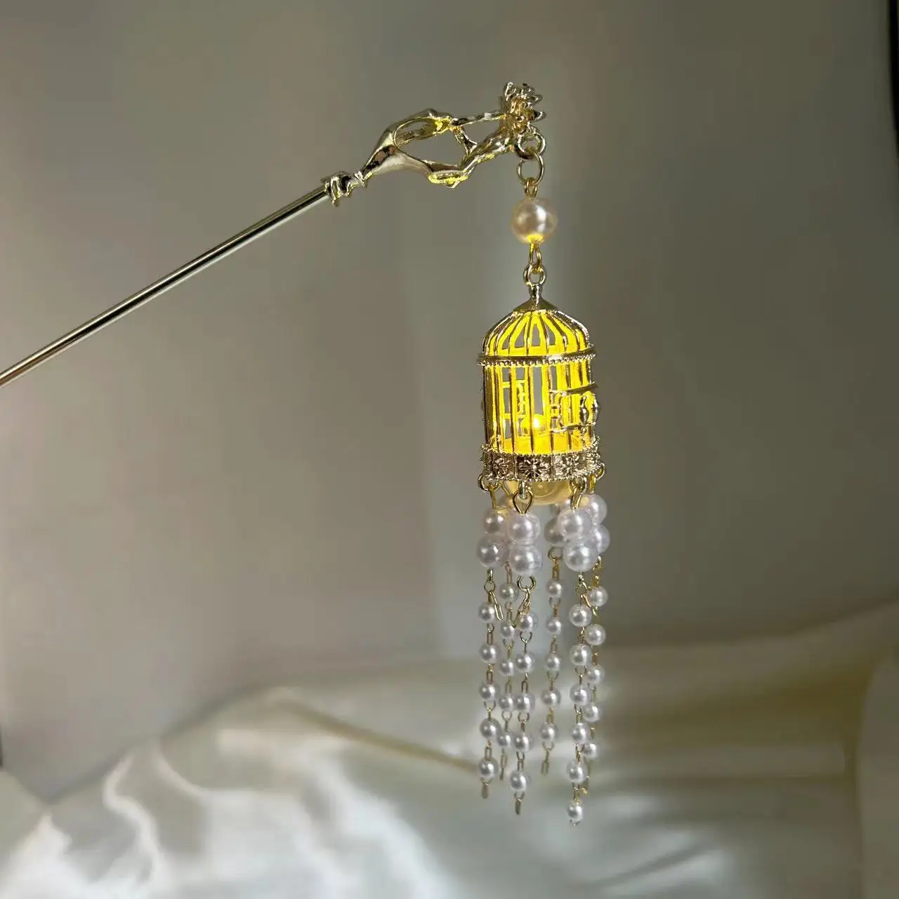 Luminous Palace Lantern Hairpin for Women — feature 12