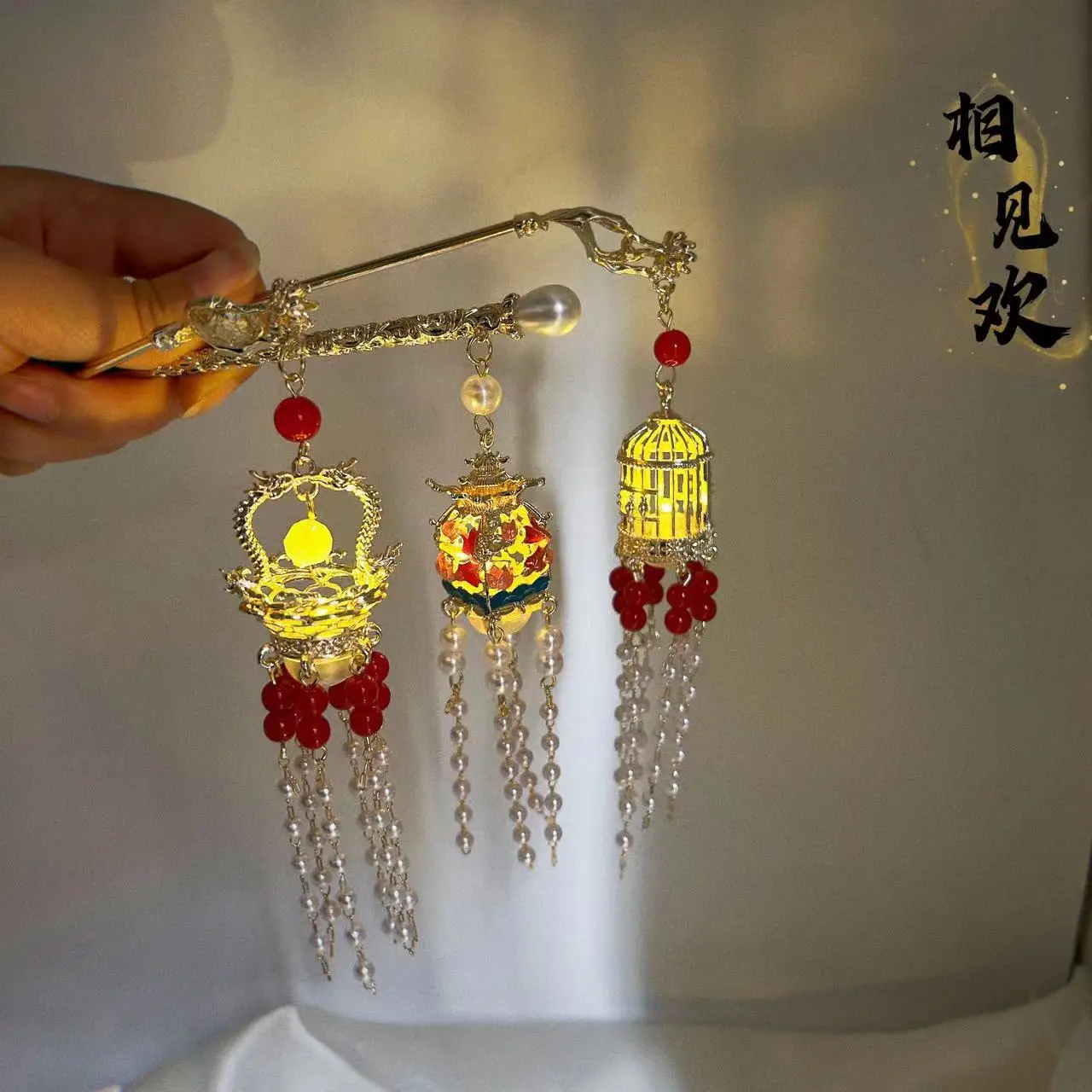 Luminous Palace Lantern Hairpin for Women — feature 4
