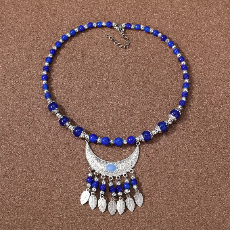 Xizang Crescent Pendant Necklace for Women Ethnic Travel Accessories - Image 5