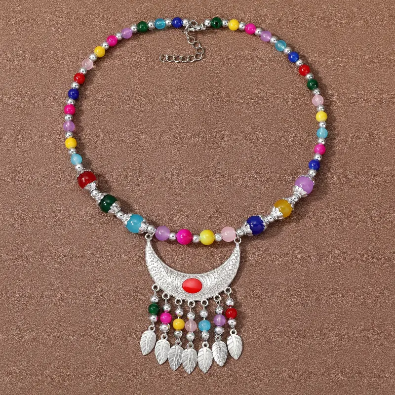 Xizang Crescent Pendant Necklace for Women Ethnic Travel Accessories - Image 7