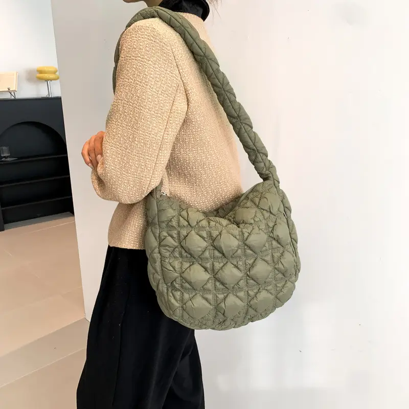 Lightweight Crossbody Bag Women's Rhombus Design - Image 11
