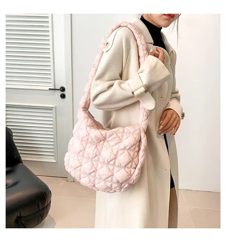 Lightweight Crossbody Bag Women's Rhombus Design — feature 38