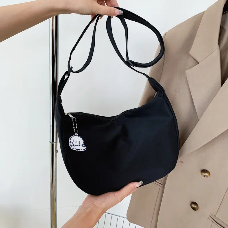 Japanese Style 2022 Retro Chic Girl Pure Color Soft Girl Shoulder Bag K-Style Trendy Ins Simple Crossbody Bag Dumpling Bag - Image 8