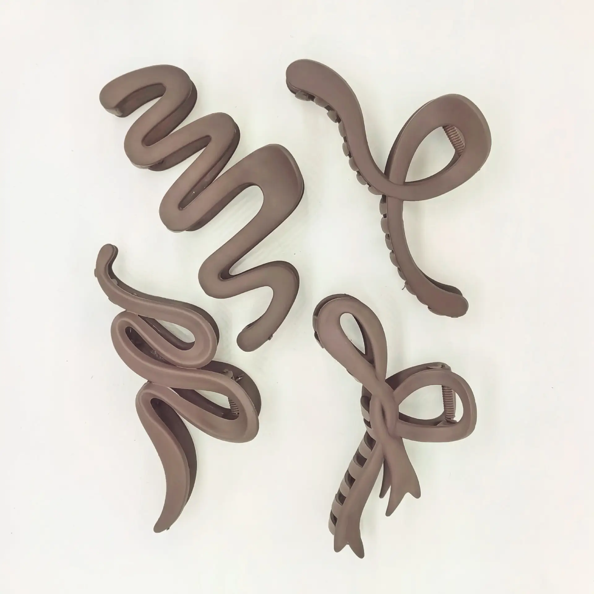 Maillard Frosted Hairpin Bow Clip for Women - Image 6