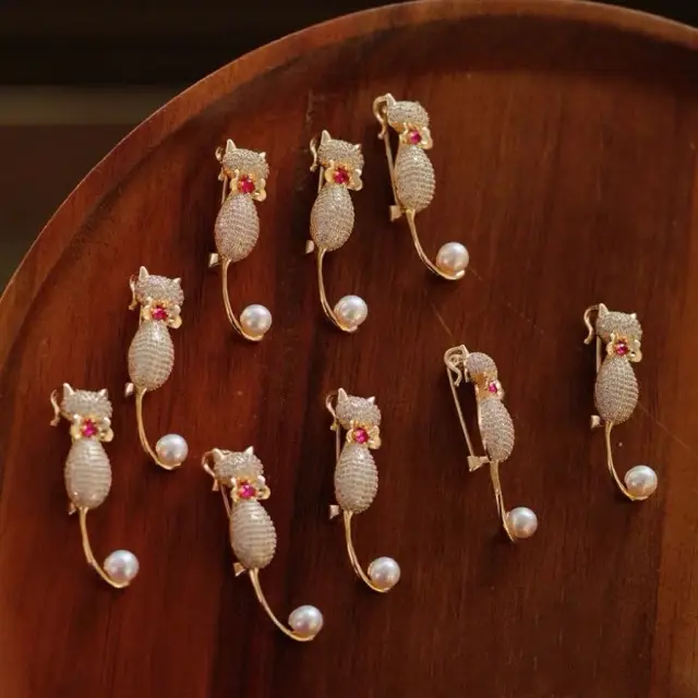 Cute Cat Pearl Brooch Set for Women - Image 4