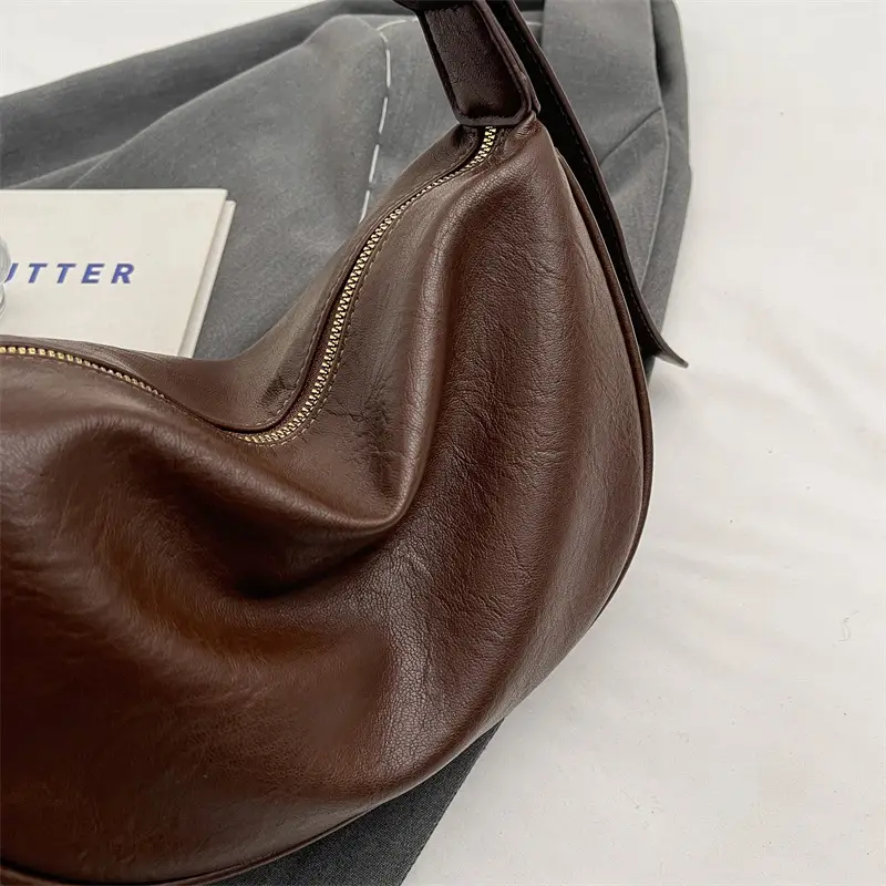 Black Crossbody Bag for Women Large Capacity Korean Style — feature 11