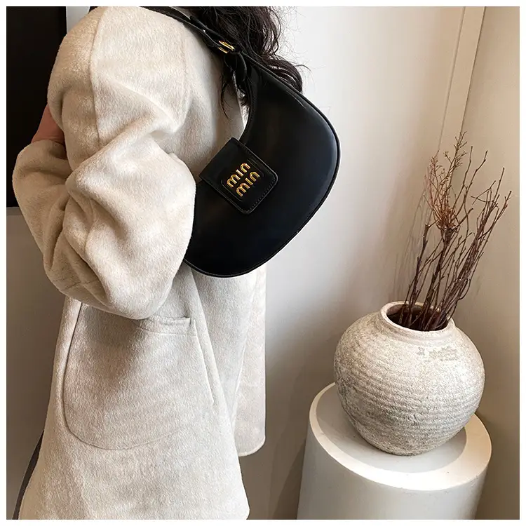 Women Retro Tan Shoulder Bag 2023 New Autumn Winter — feature 17