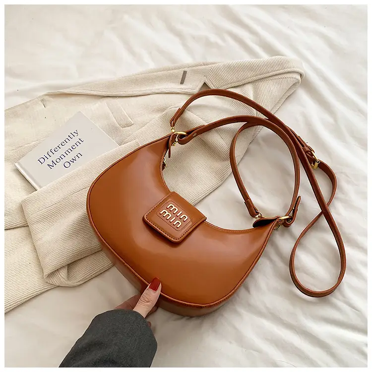 Women Retro Tan Shoulder Bag 2023 New Autumn Winter — feature 23