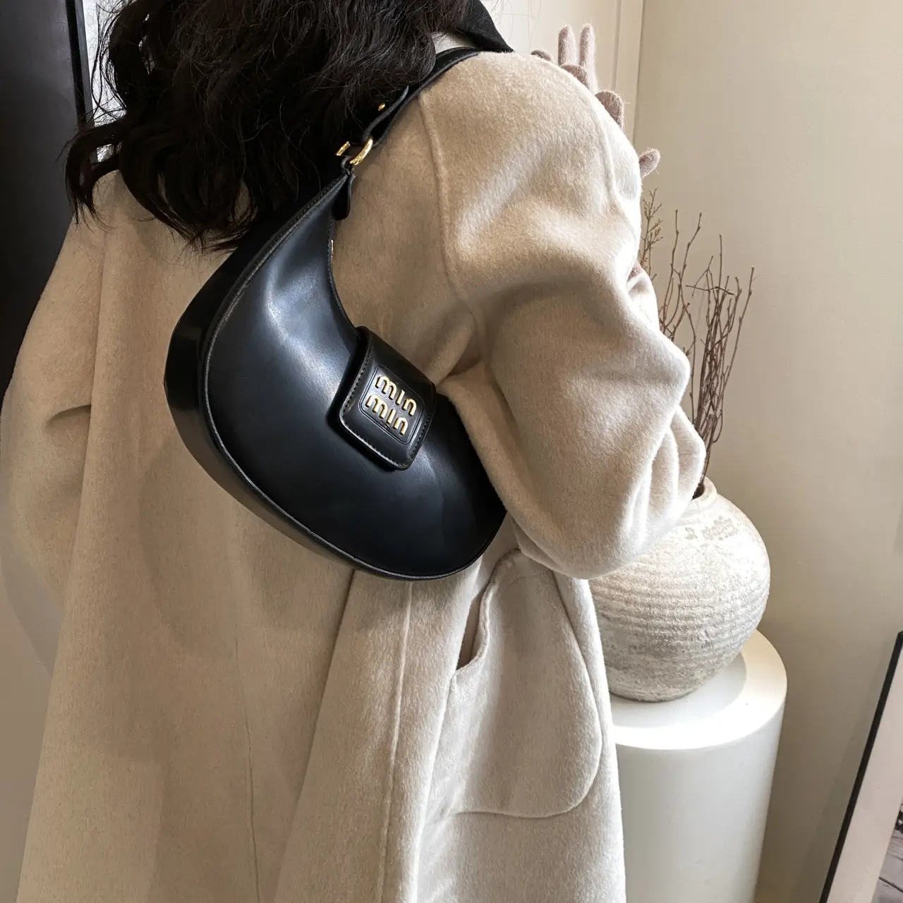 Women Retro Tan Shoulder Bag 2023 New Autumn Winter - Image 3