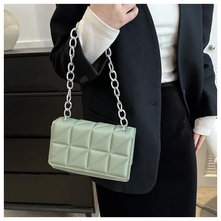 Wholesale Rhombus Embossed Women's Bag Tan Chain — feature 17