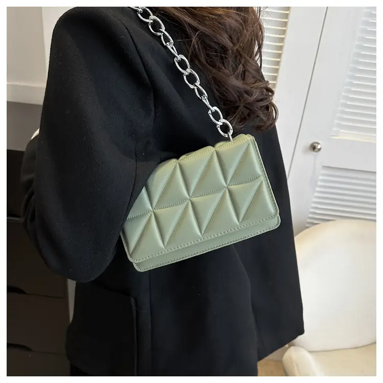 Wholesale Rhombus Embossed Women's Bag Tan Chain — feature 18