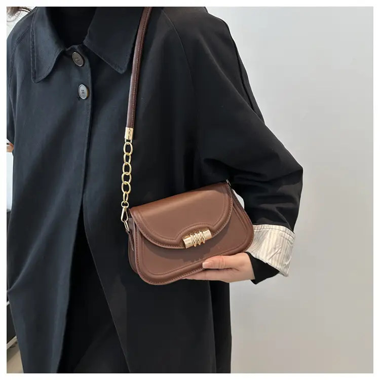 Women's Brown Leather Crossbody Bag with Gold Clasp — feature 15