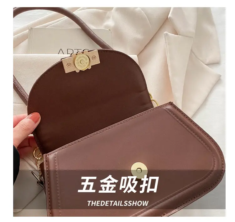 Women's Brown Leather Crossbody Bag with Gold Clasp — feature 3