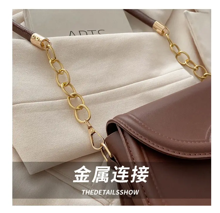 Women's Brown Leather Crossbody Bag with Gold Clasp — feature 5