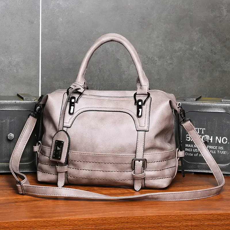 Women's Large Capacity Leather Crossbody Bag Brown — feature 10