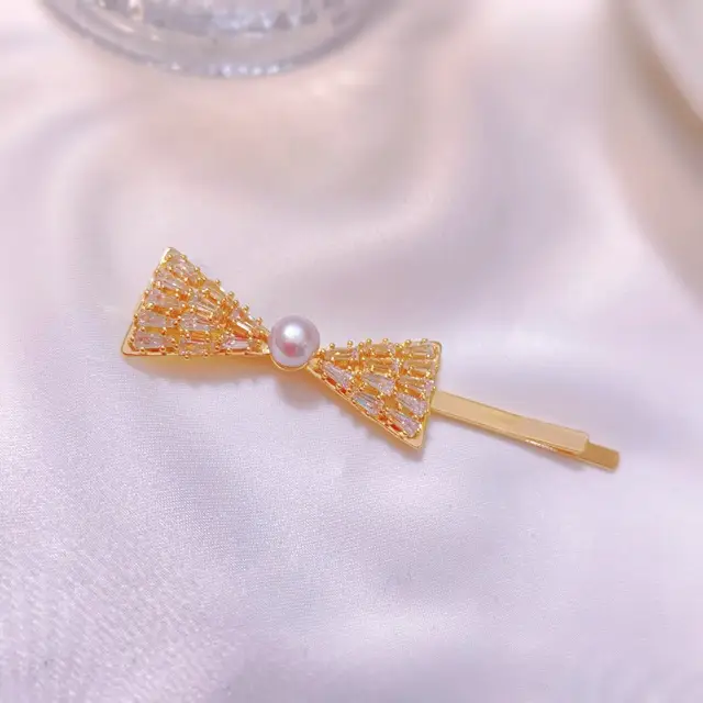 Celebrity Hairpin Women's Pearl Clip Bangs - Image 4