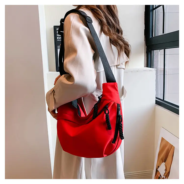 Women's Crossbody Messenger Bag White Black 2024 — feature 9