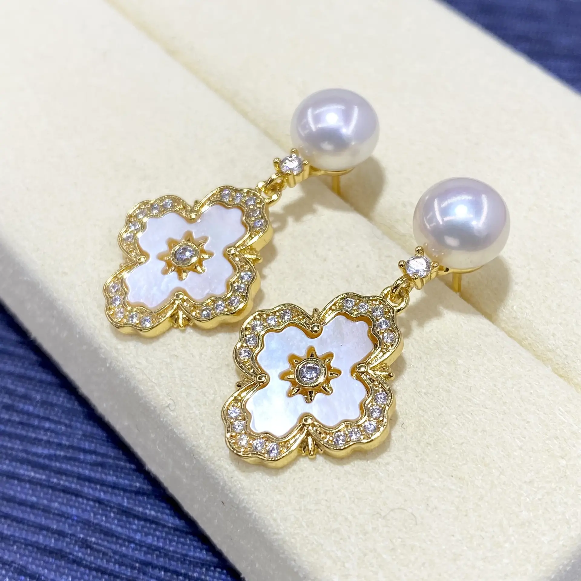 925 Sterling Pearl Earrings for Women New 2024 Four-Leaf Clover - Image 3