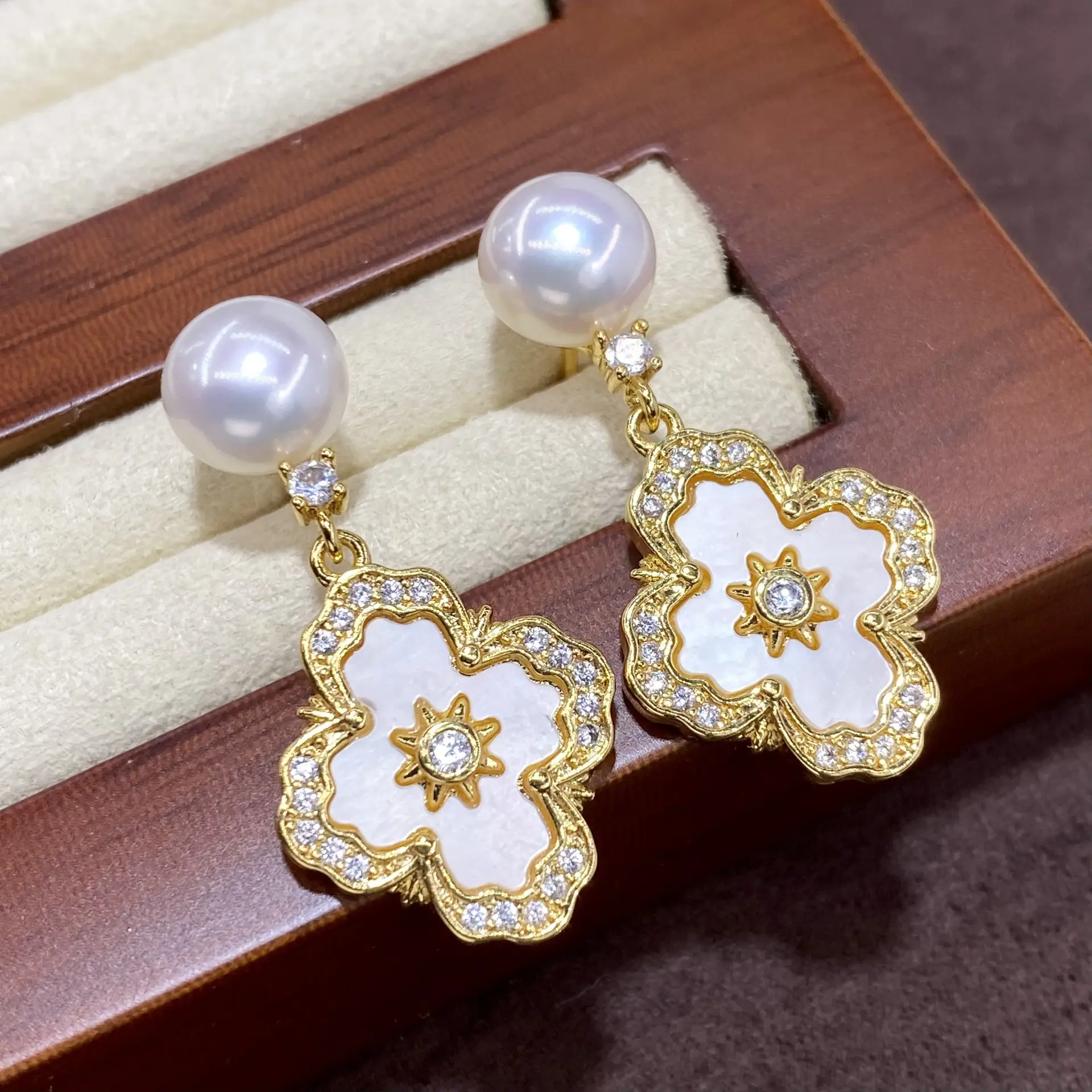 925 Sterling Pearl Earrings for Women New 2024 Four-Leaf Clover — feature 1