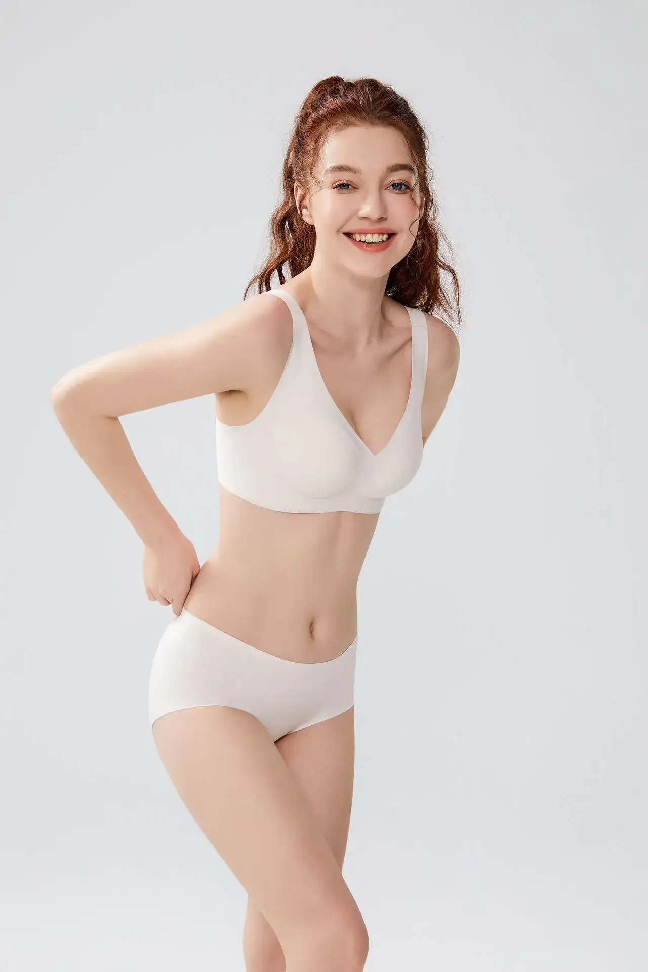 Women's Seamless Push Up Bra A-B Lightweight Underwire — feature 11