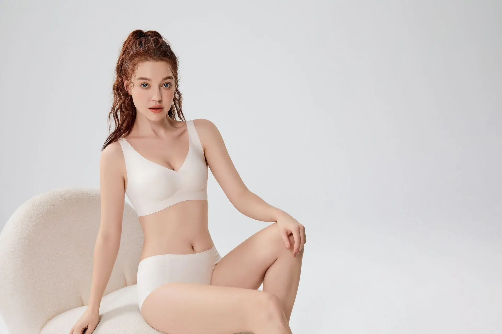 Women's Seamless Push Up Bra A-B Lightweight Underwire — feature 14