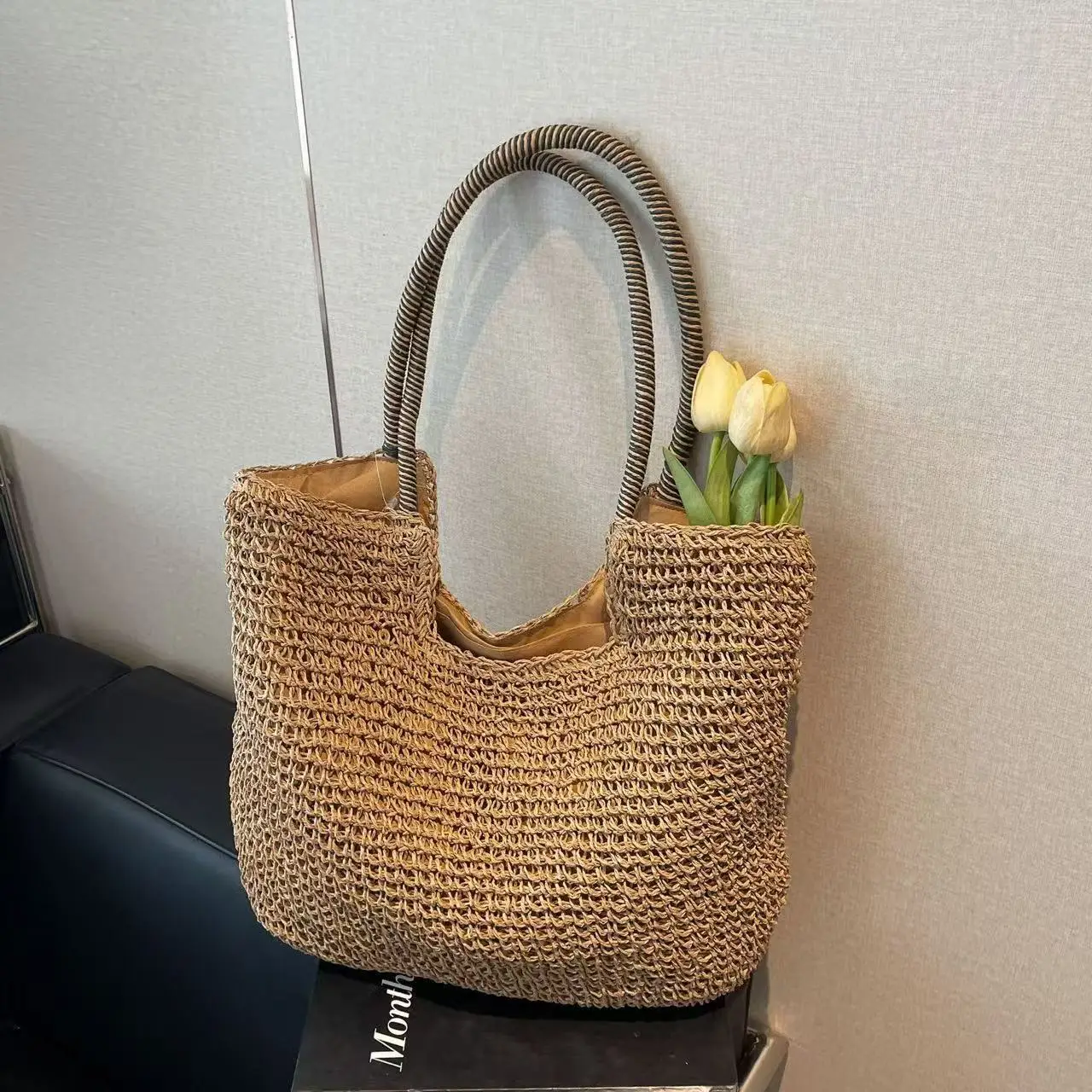 Women's Handmade Straw Shoulder Bag Large Capacity - Image 2