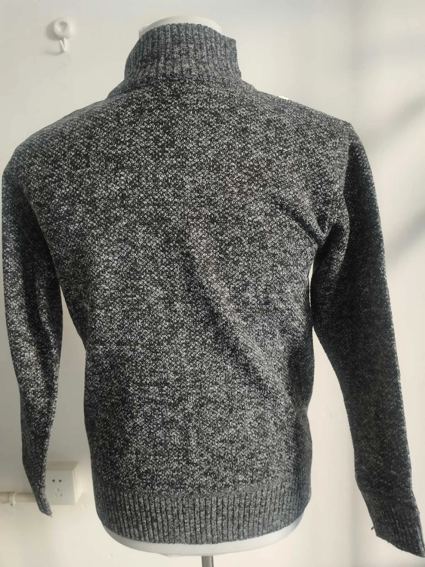 Men's Black Knitwear Cross-Border Warm Jacket — feature 12