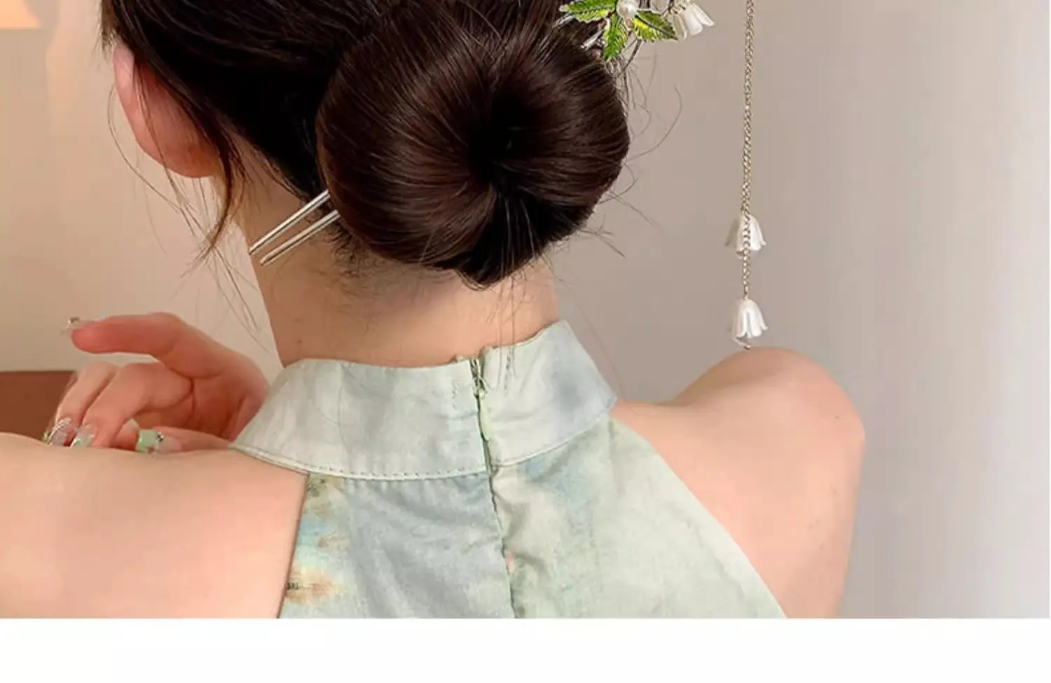 Antique Walking Tassel Hairpin Women's Hanfu Style — feature 23