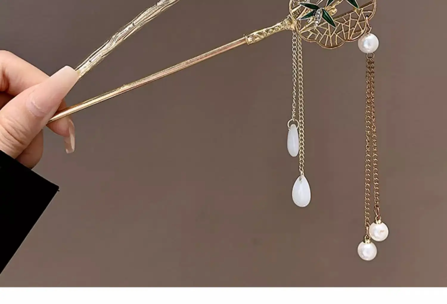 Antique Walking Tassel Hairpin Women's Hanfu Style — feature 25