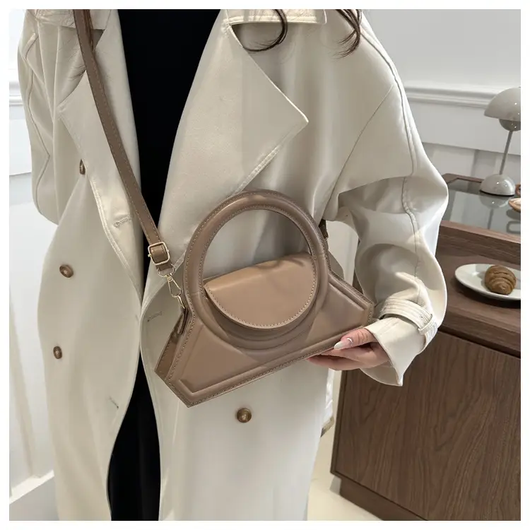 Women's Cream Leather Shoulder Crossbody Bag 2024 — feature 20