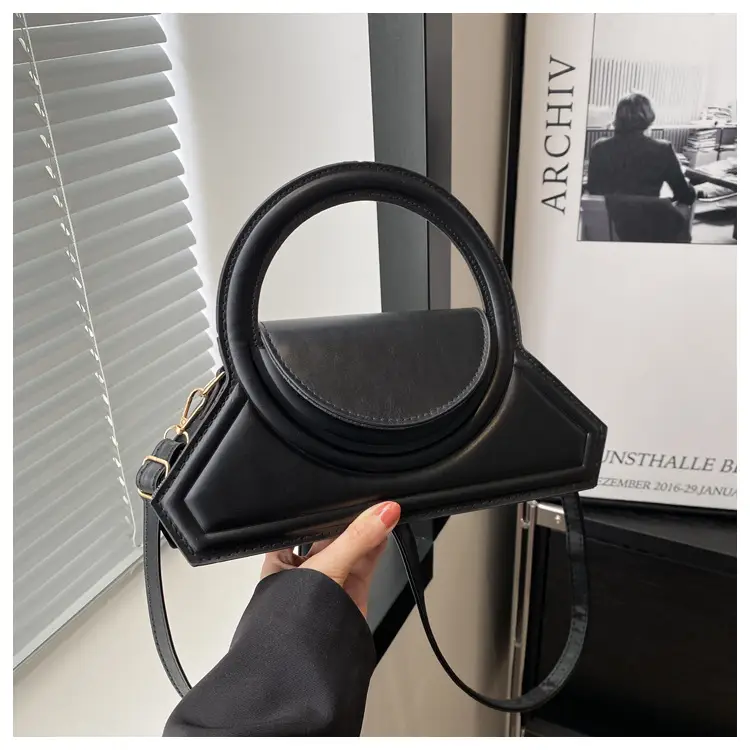Women's Cream Leather Shoulder Crossbody Bag 2024 — feature 21