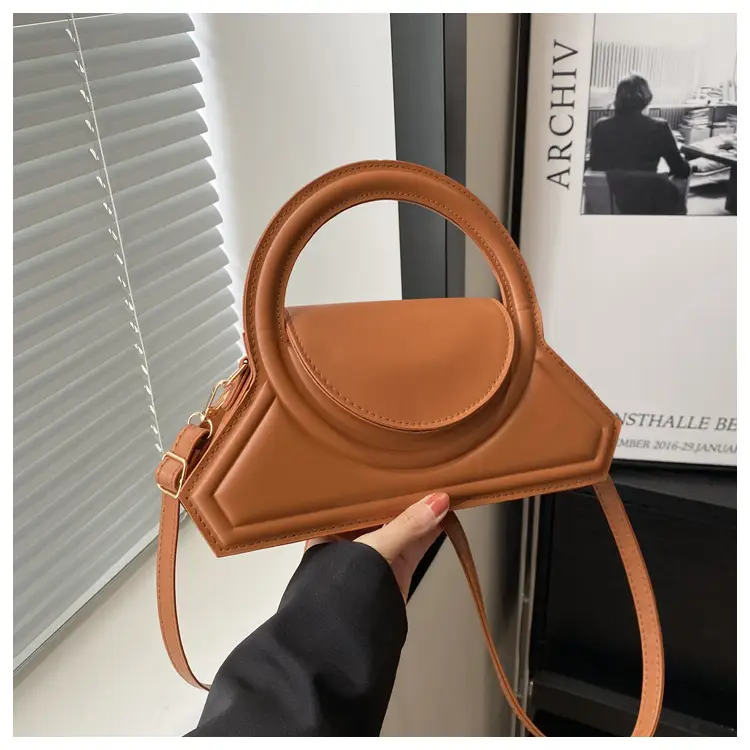 Women's Cream Leather Shoulder Crossbody Bag 2024 — feature 25