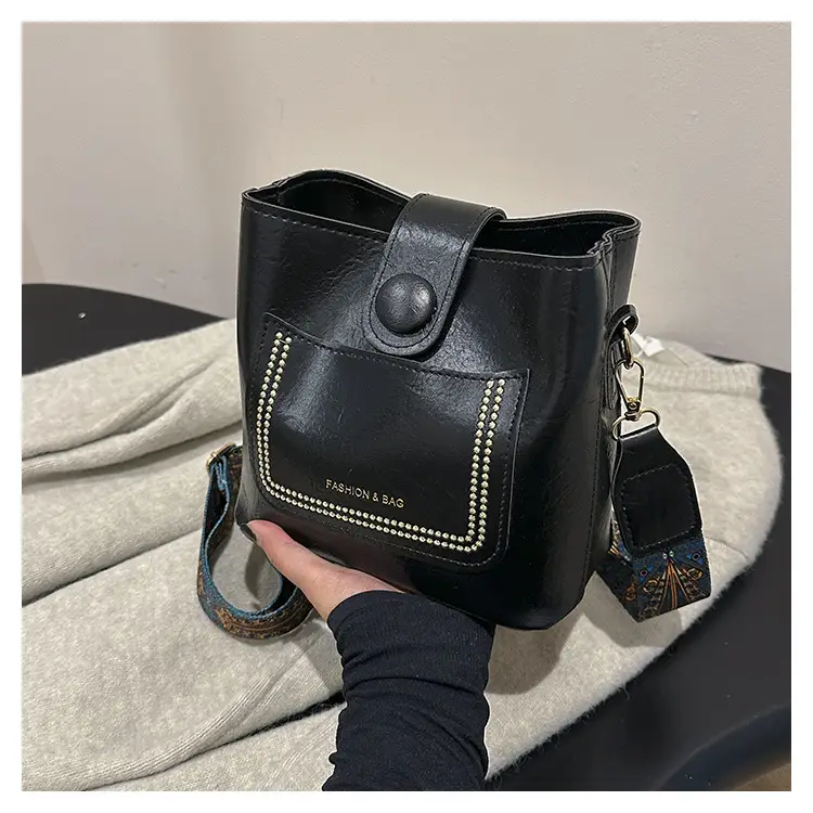 Black Korean Style Shoulder Bag with Wide Strap — feature 21