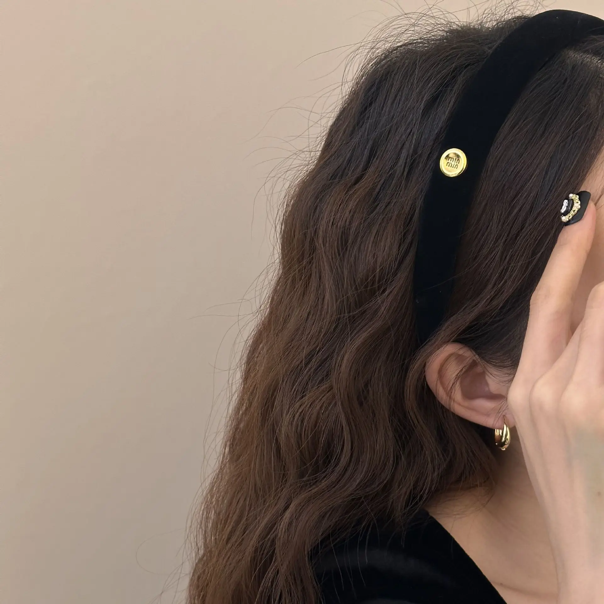 Black Velvet Korean Style Headband with Gold Logo - Image 6