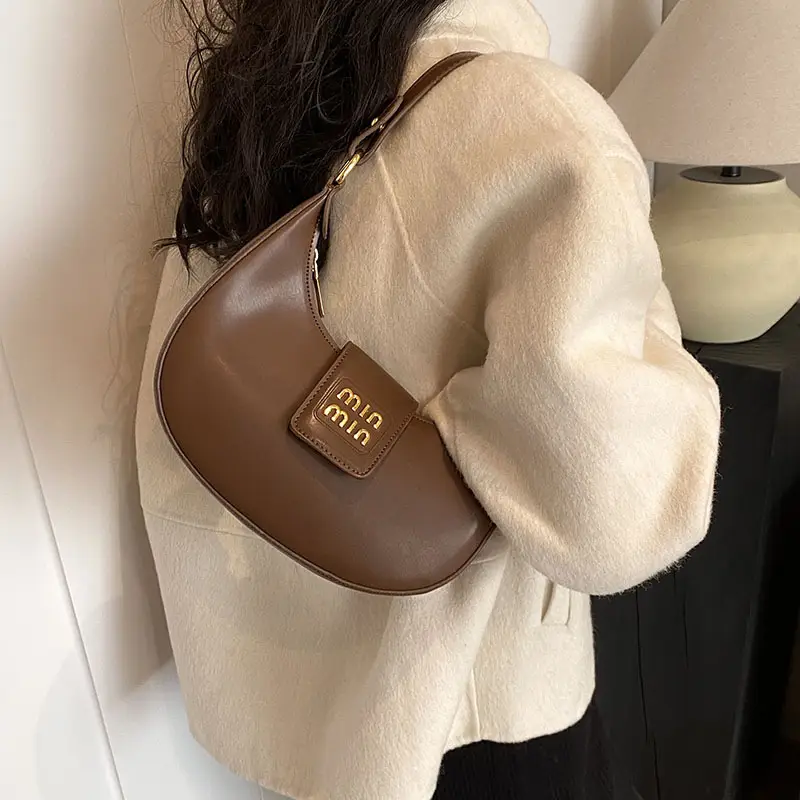 Women's Retro Crossbody Bag Brown Leather Commuter Style