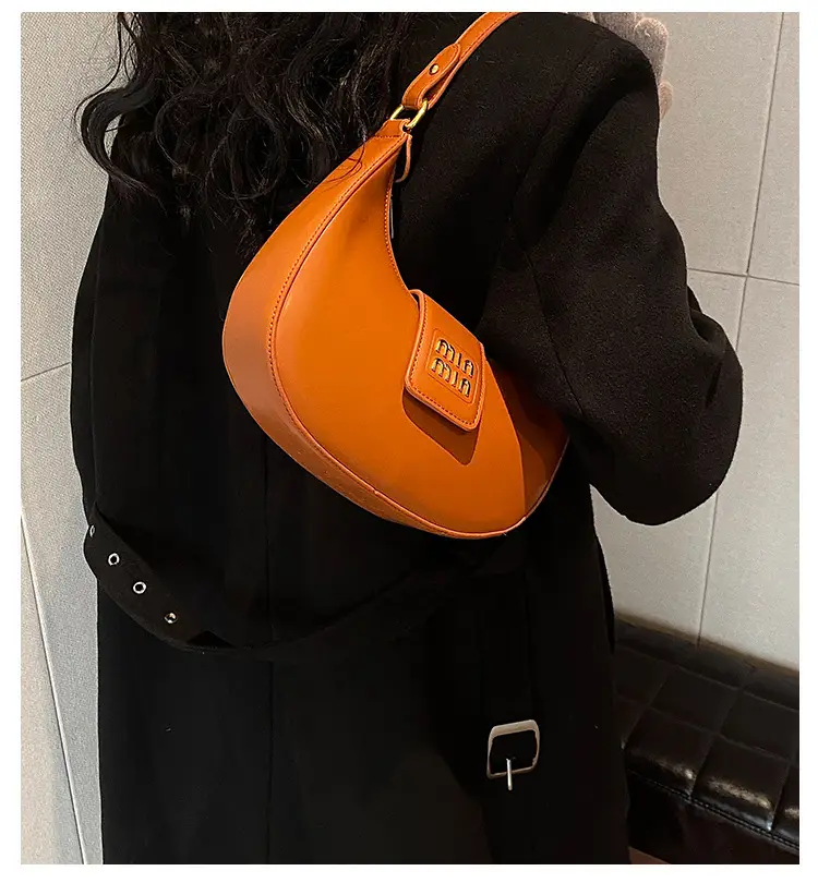 Women's Retro Crossbody Bag Brown Leather Commuter Style — feature 1