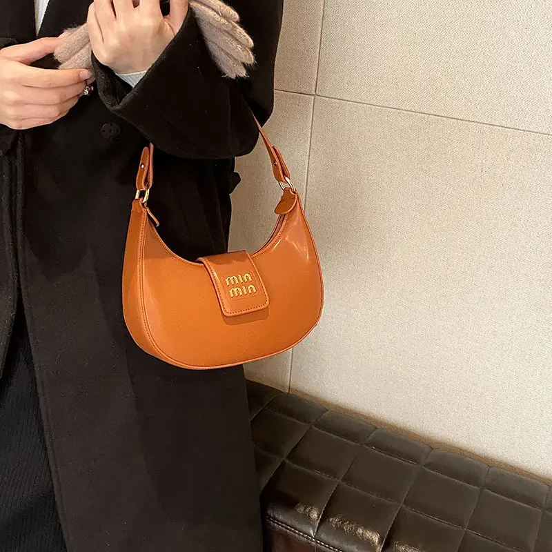 Women's Retro Crossbody Bag Brown Leather Commuter Style — feature 20
