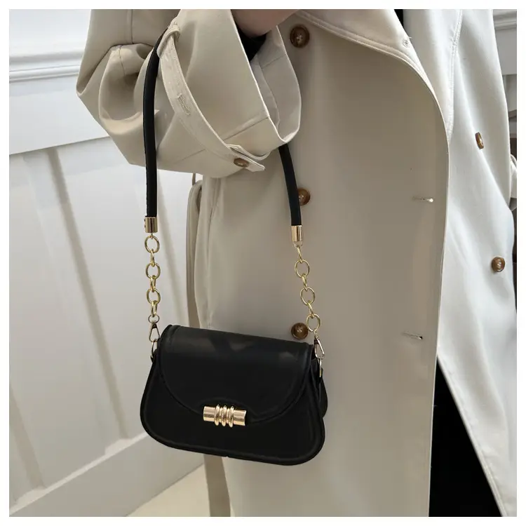Women's Retro Chain Shoulder Bag Brown 2024 — feature 14