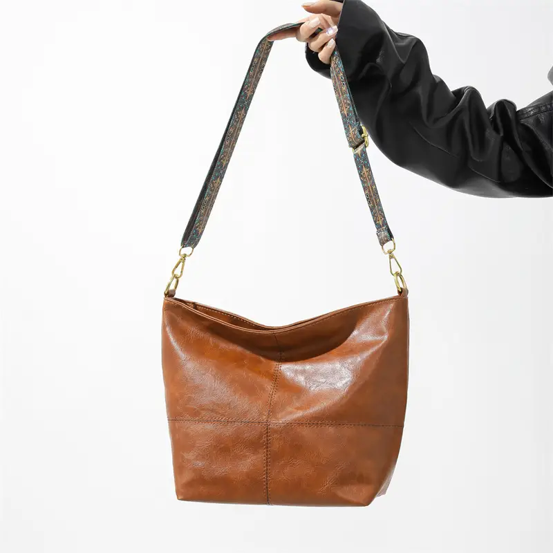 Women's Brown Leather Crossbody Bag with Wide Strap — feature 6
