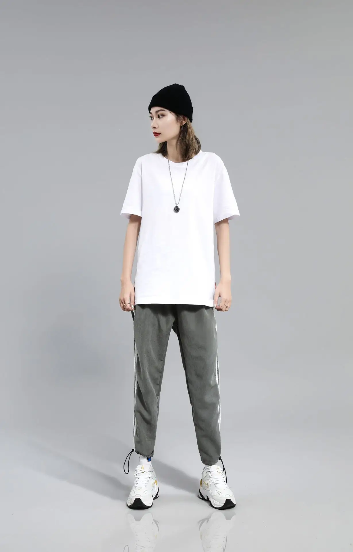 Black Cotton T-Shirt European Size 190g — feature 10