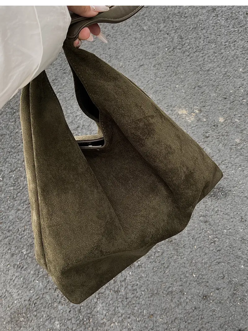 Frosted Leather Shoulder Bag Large Capacity 2023 — feature 13
