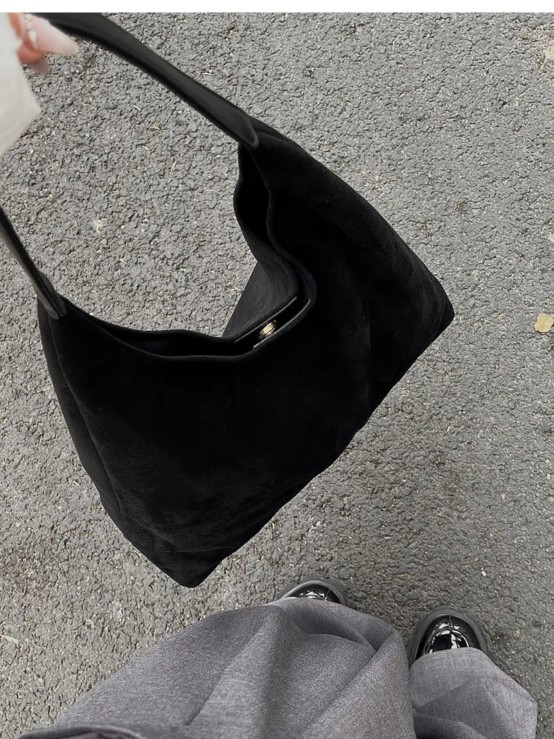 Frosted Leather Shoulder Bag Large Capacity 2023 — feature 9