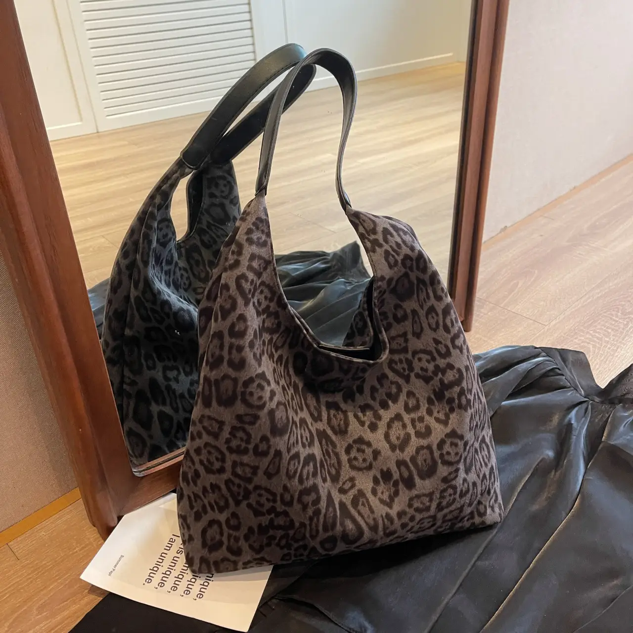 Frosted Leather Shoulder Bag Large Capacity 2023 - Image 8