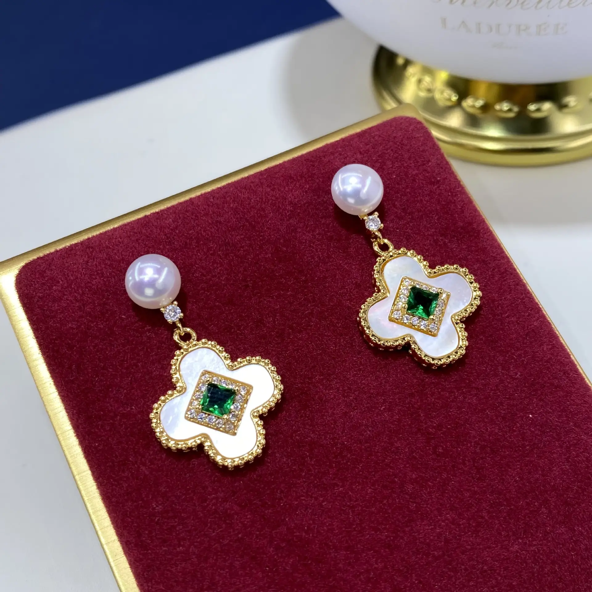 Natural Freshwater Pearl Clover Earrings with Green Diamond — feature 4