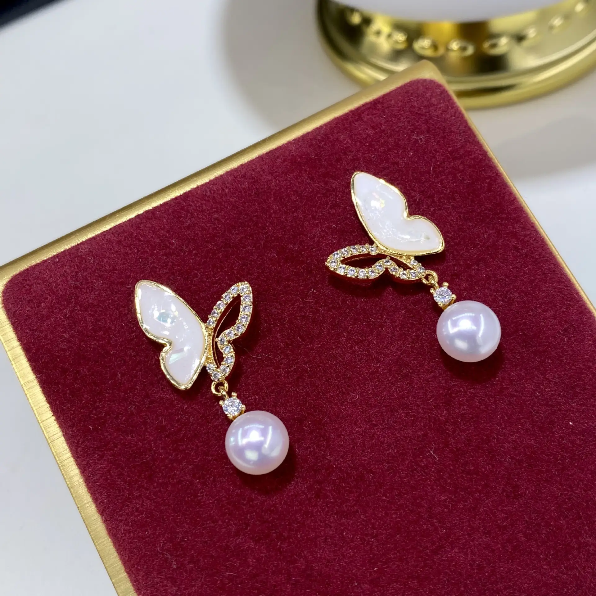 Natural Freshwater Butterfly Diamond Hollow Earrings for Women - Image 4