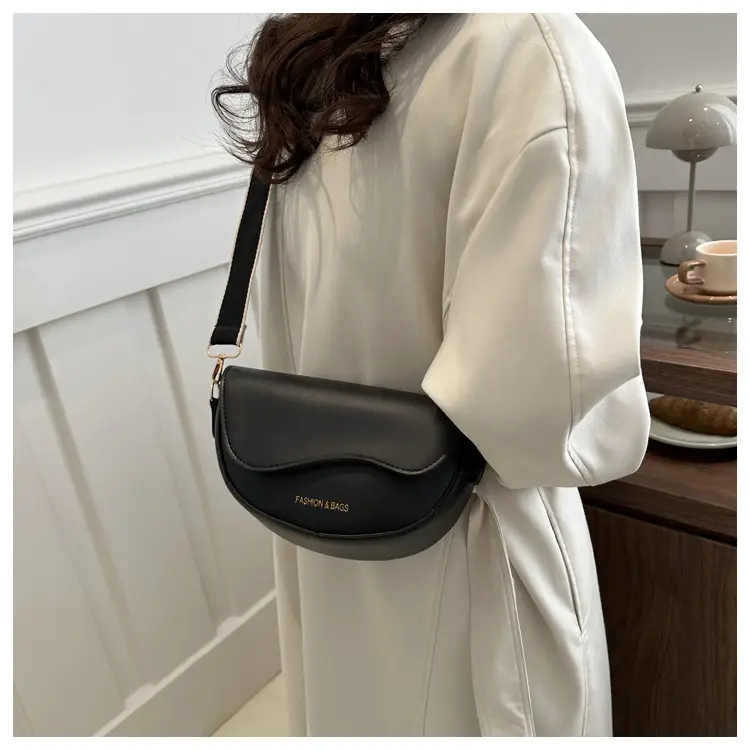 Women's Crossbody Bag Cream PU Leather 2024 Winter — feature 40