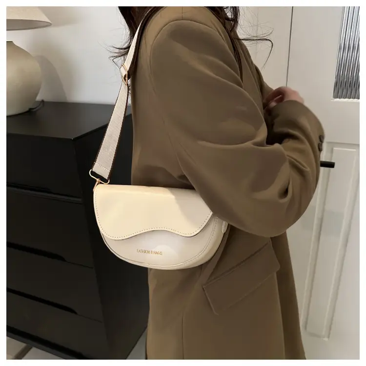 Women's Crossbody Bag Cream PU Leather 2024 Winter — feature 47